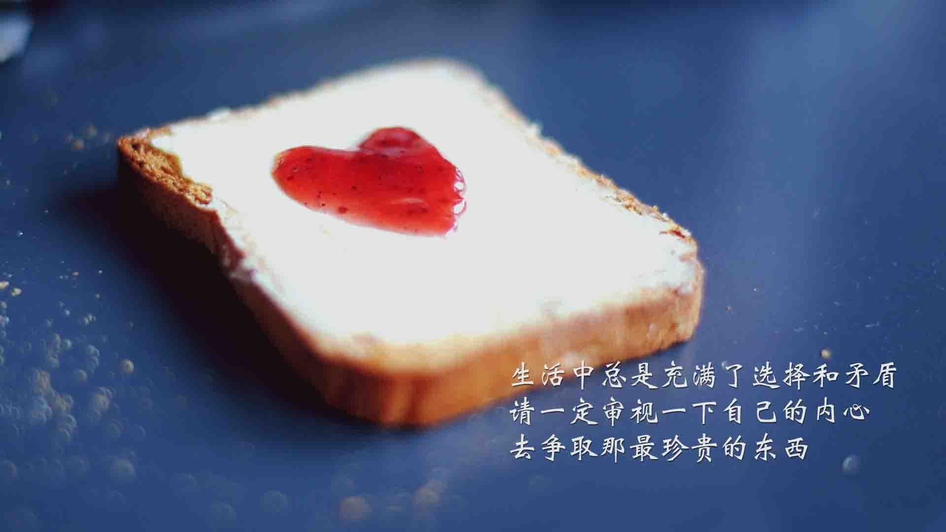_城市之夜：夜间灯光网球赛点燃激情_，有没有夜光网球